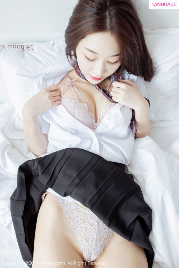 小九月  [XIUREN]高清写真图 2019.10.15 小九月第25张图片